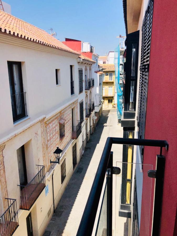 Low Cost Rooms La Merced Málaga Exteriör bild