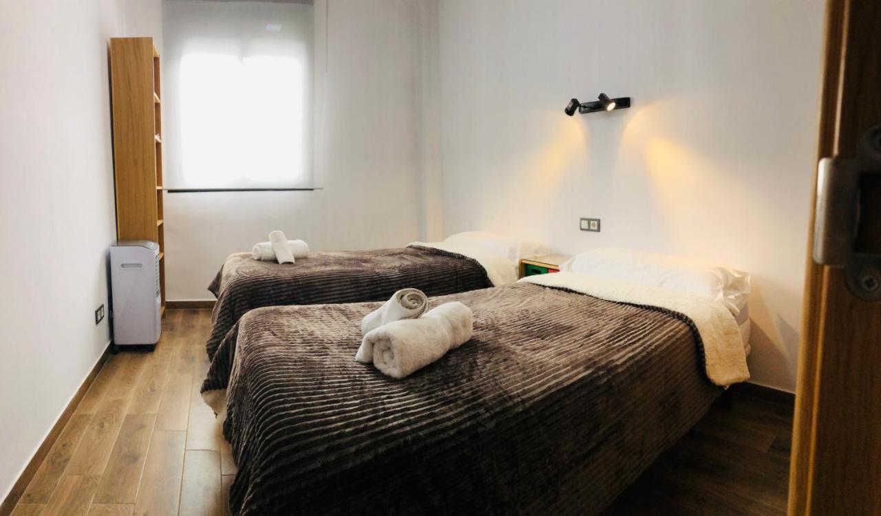 Low Cost Rooms La Merced Málaga Exteriör bild